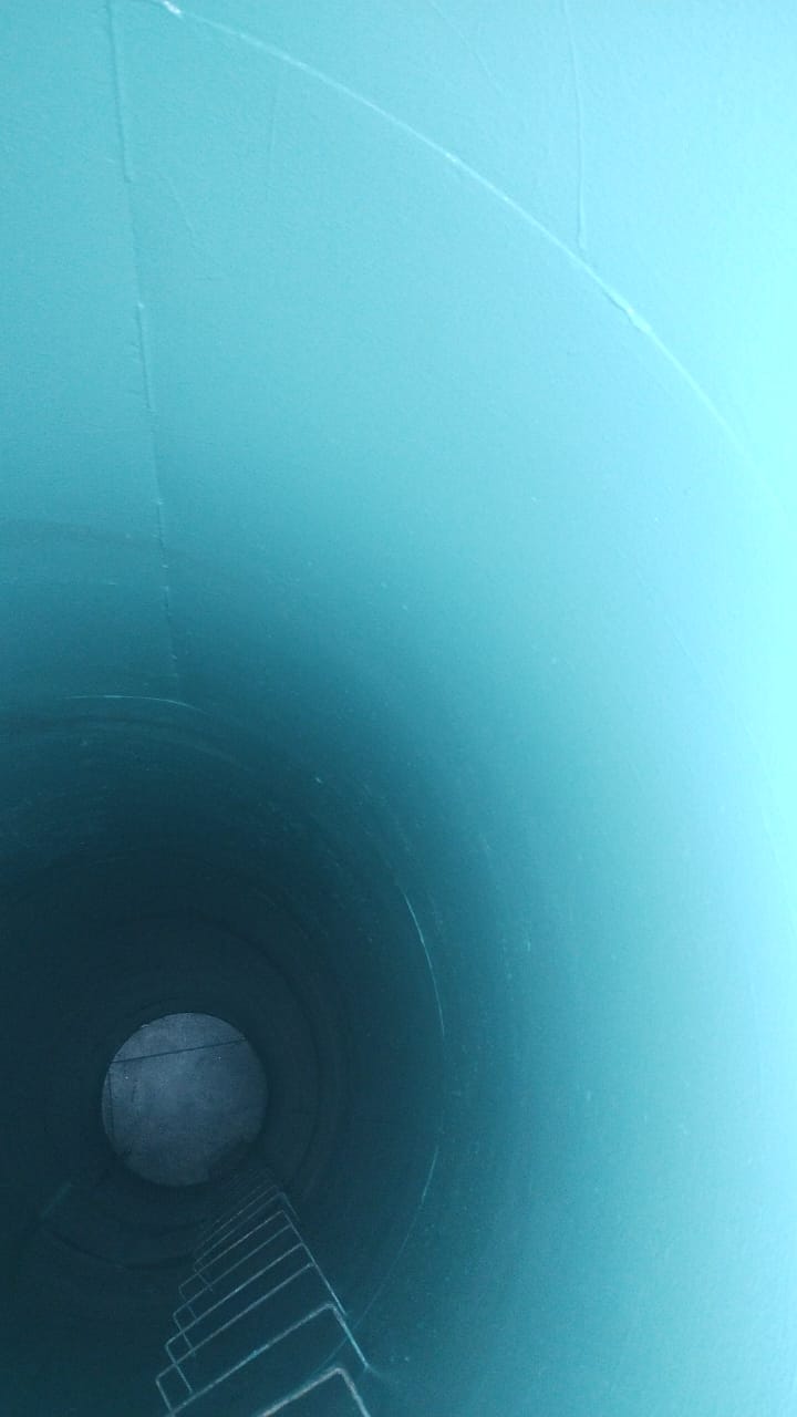 Água Cristalina e Pura